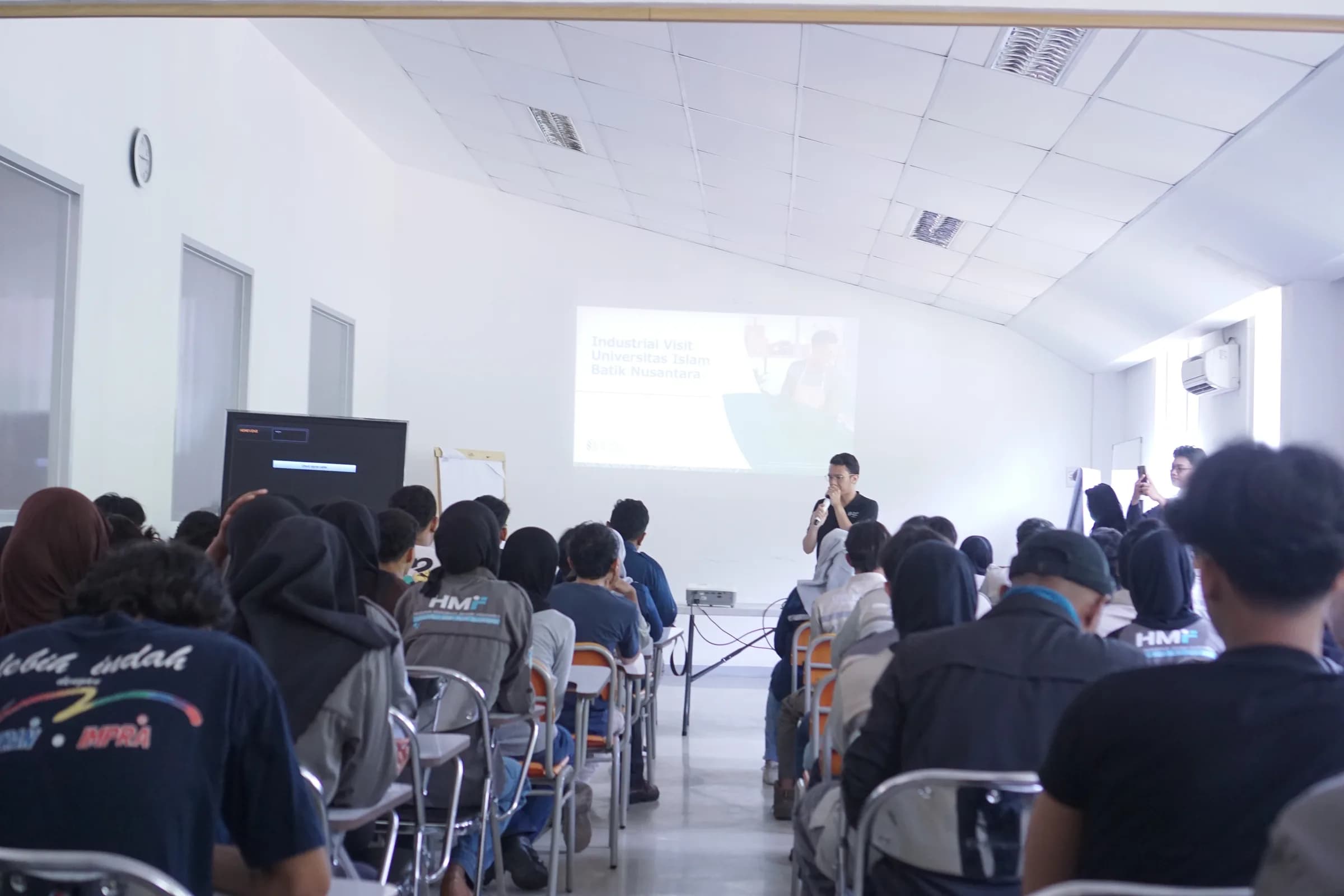 Fakultas Teknik UNIBA Surakarta Gelar Kunjungan Industri dan Kuliah Kerja Lapangan ke Graphic Packaging International dan Proyek Tol Semarang–Demak