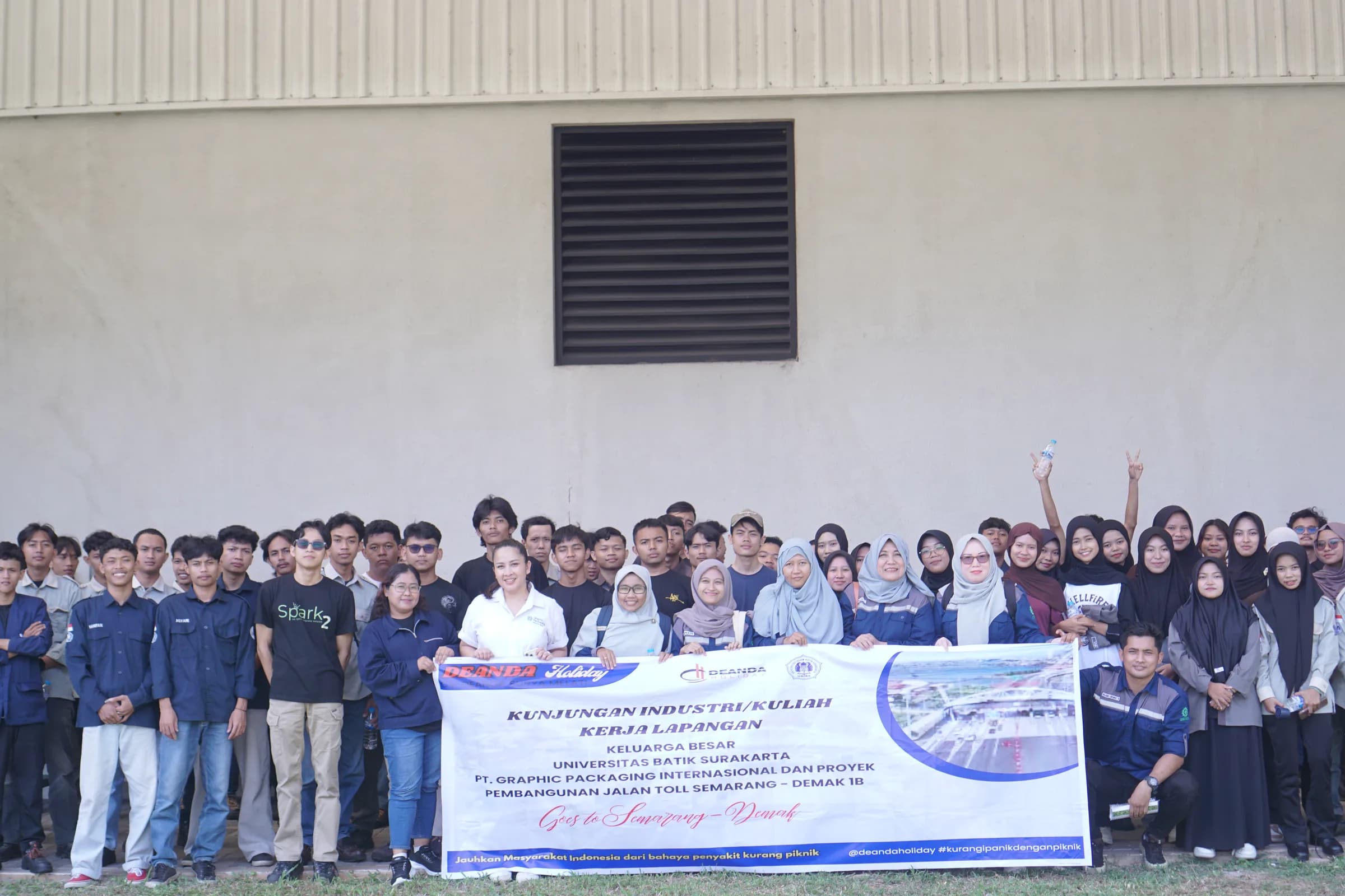 Fakultas Teknik UNIBA Surakarta Gelar Kunjungan Industri dan Kuliah Kerja Lapangan ke Graphic Packaging International dan Proyek Tol Semarang–Demak