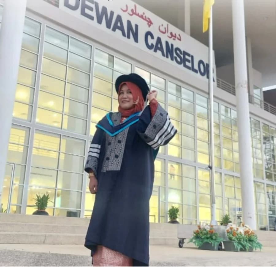 Sri Mayasari, S.T., M.T., Ph.D Raih Gelar Doktor dari UTeM: Doktor Pertama di Program Studi Teknik Industri Universitas Islam Batik Surakarta
