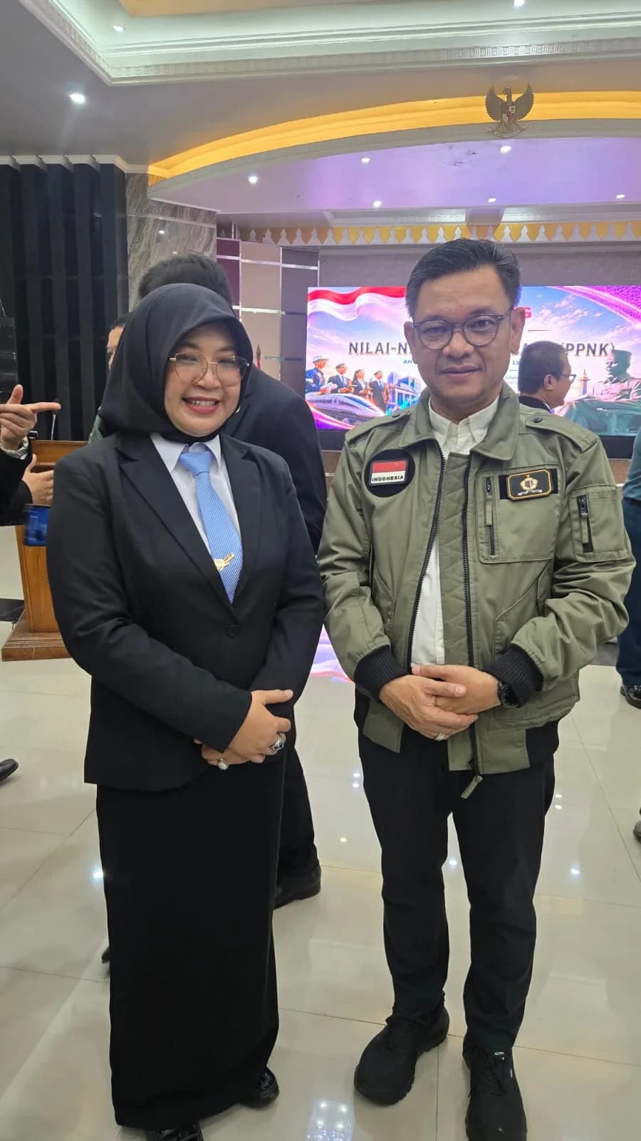 Dosen Fakultas Teknik UNIBA Surakarta Ir. Betty Hariyani, ST., MH., MT., IPM Terima PIN Ikatan Alumni dan Sertifikat Lemhannas RI